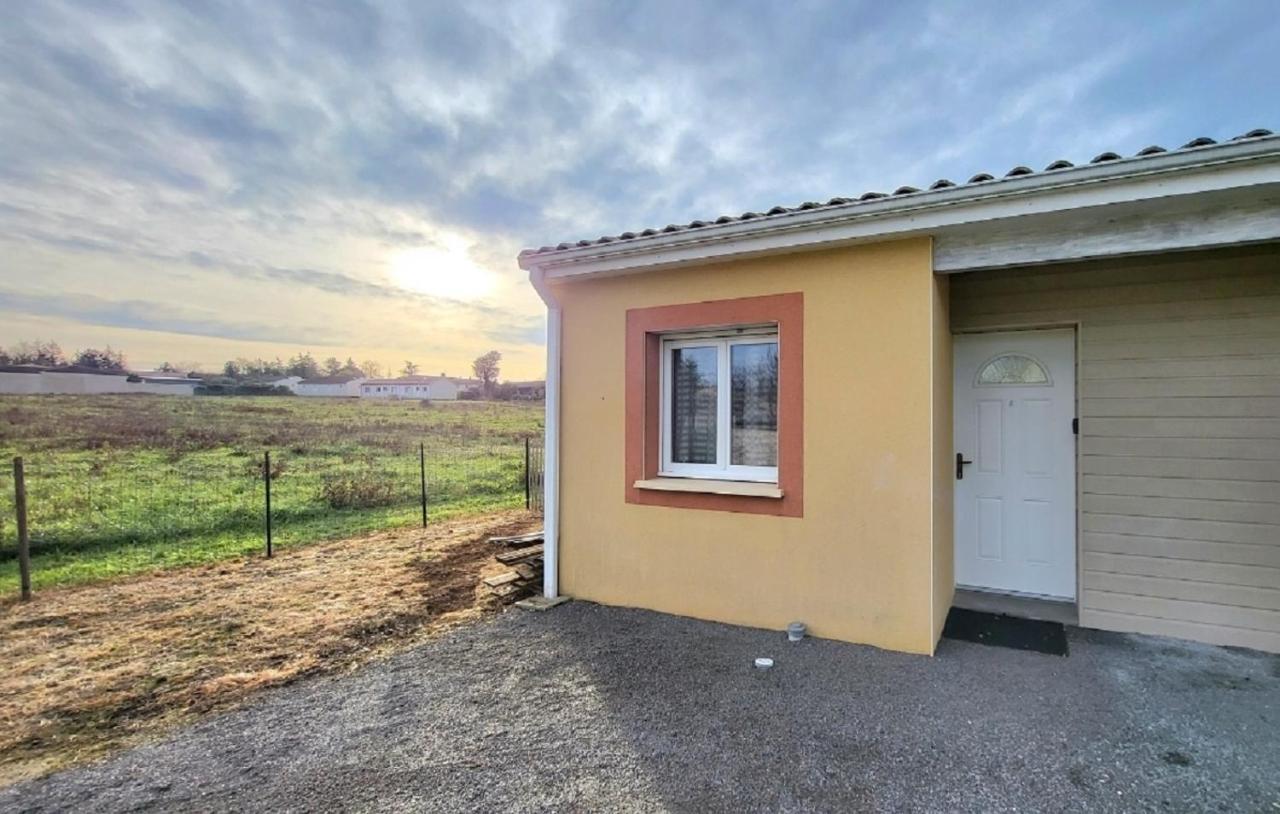 Logement Thermale Et De Tourisme Les Acacias 6 Jonzac Eksteriør bilde